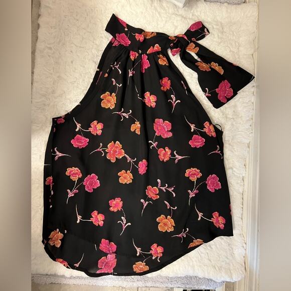 Gorgeous Paper Crane Halter Neck are Upscale Blouse Floral Print Top Sz M - Picture 7 of 11